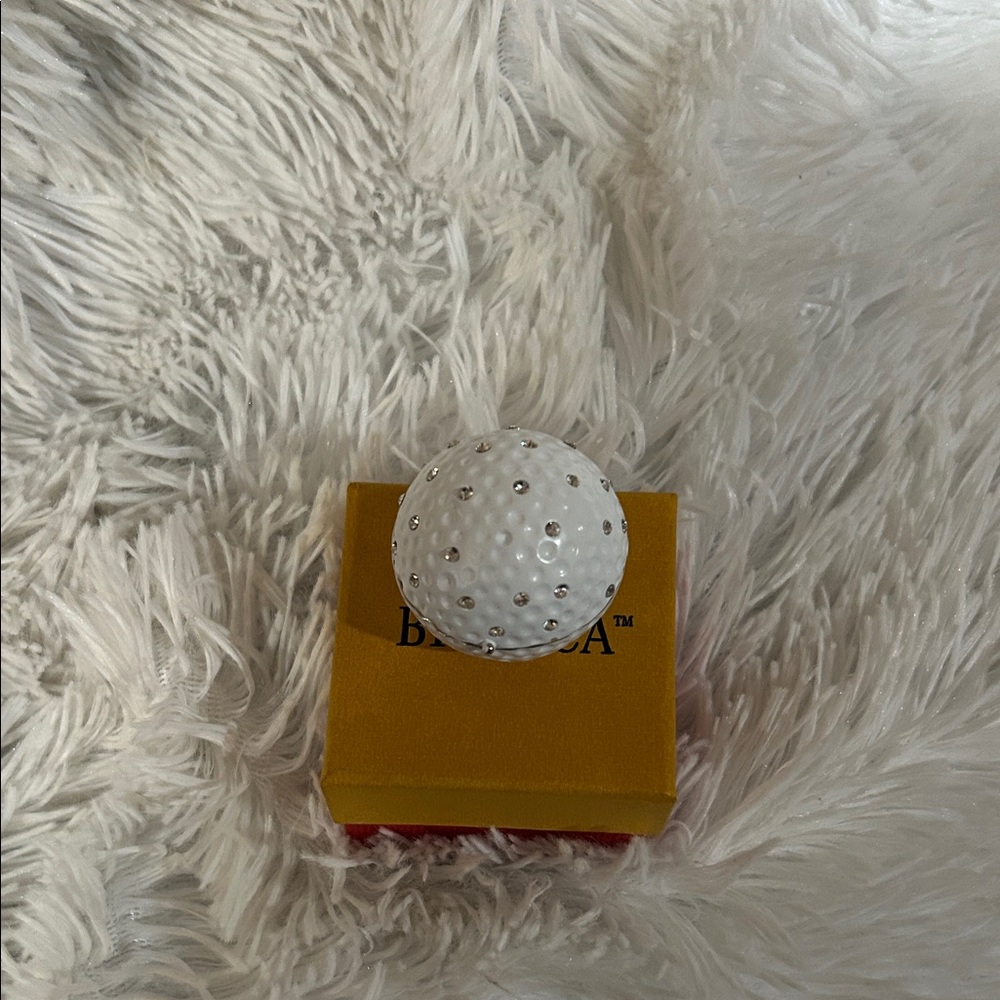 Sparkling White Golf Ball Accent